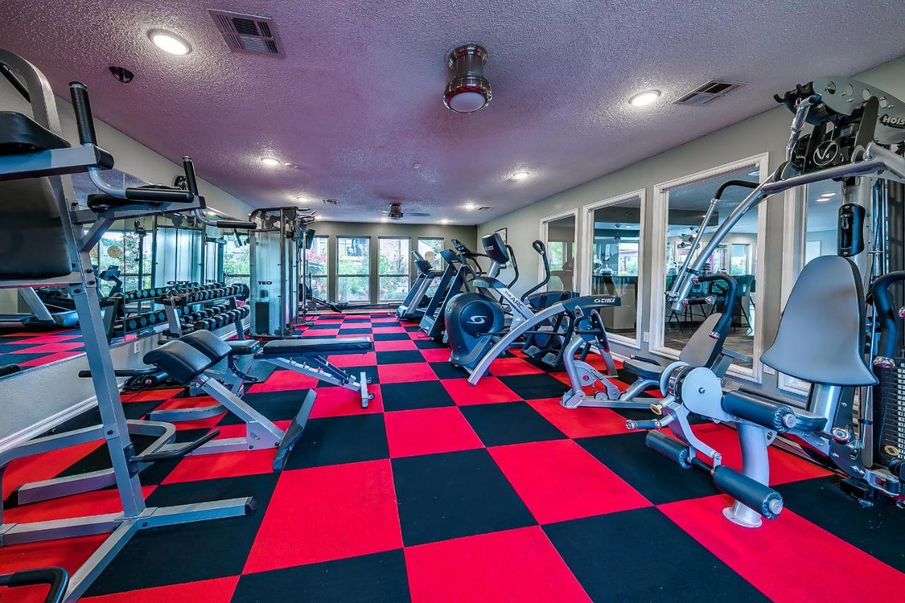 Ou Sooner, Pool & Gym, Bbq, Netflix, 100Mb Internet, Lg Washer & Dryer, Close To Ou! Norman Eksteriør billede