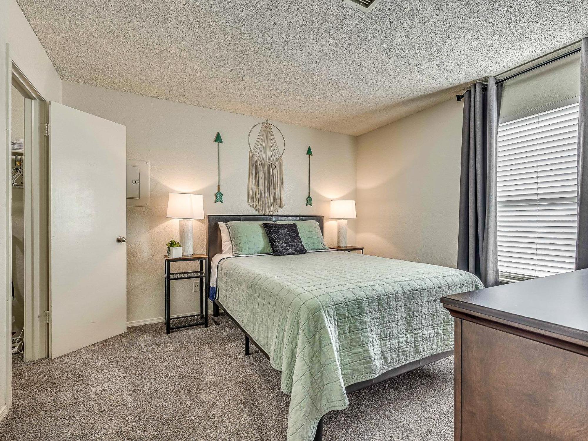 Ou Sooner, Pool & Gym, Bbq, Netflix, 100Mb Internet, Lg Washer & Dryer, Close To Ou! Norman Eksteriør billede